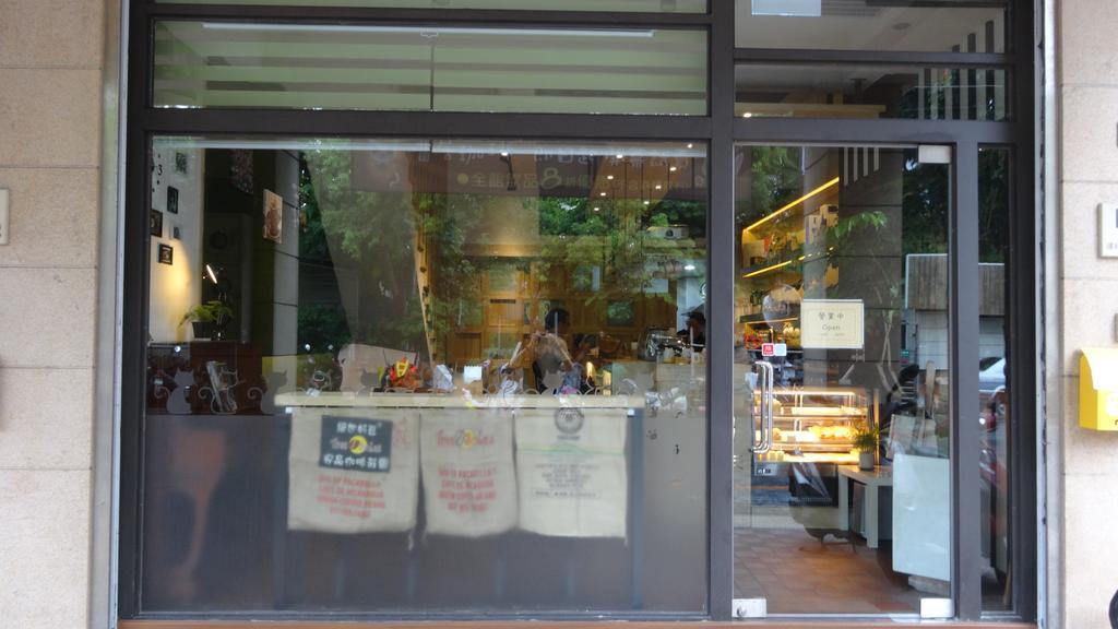 Meow G Cafe Hostel Hualien City Ngoại thất bức ảnh