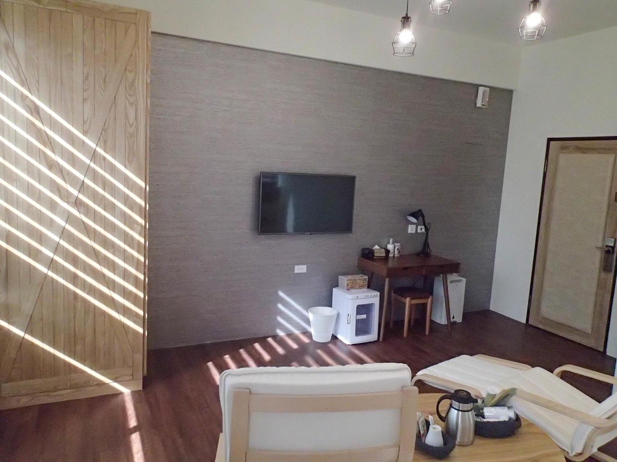 Meow G Cafe Hostel Hualien City Ngoại thất bức ảnh